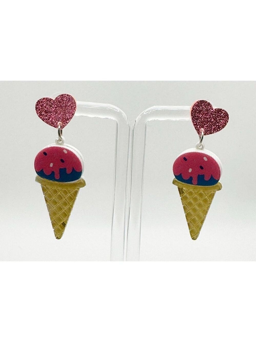 Women's Ice Cream Heart Earrings NWT